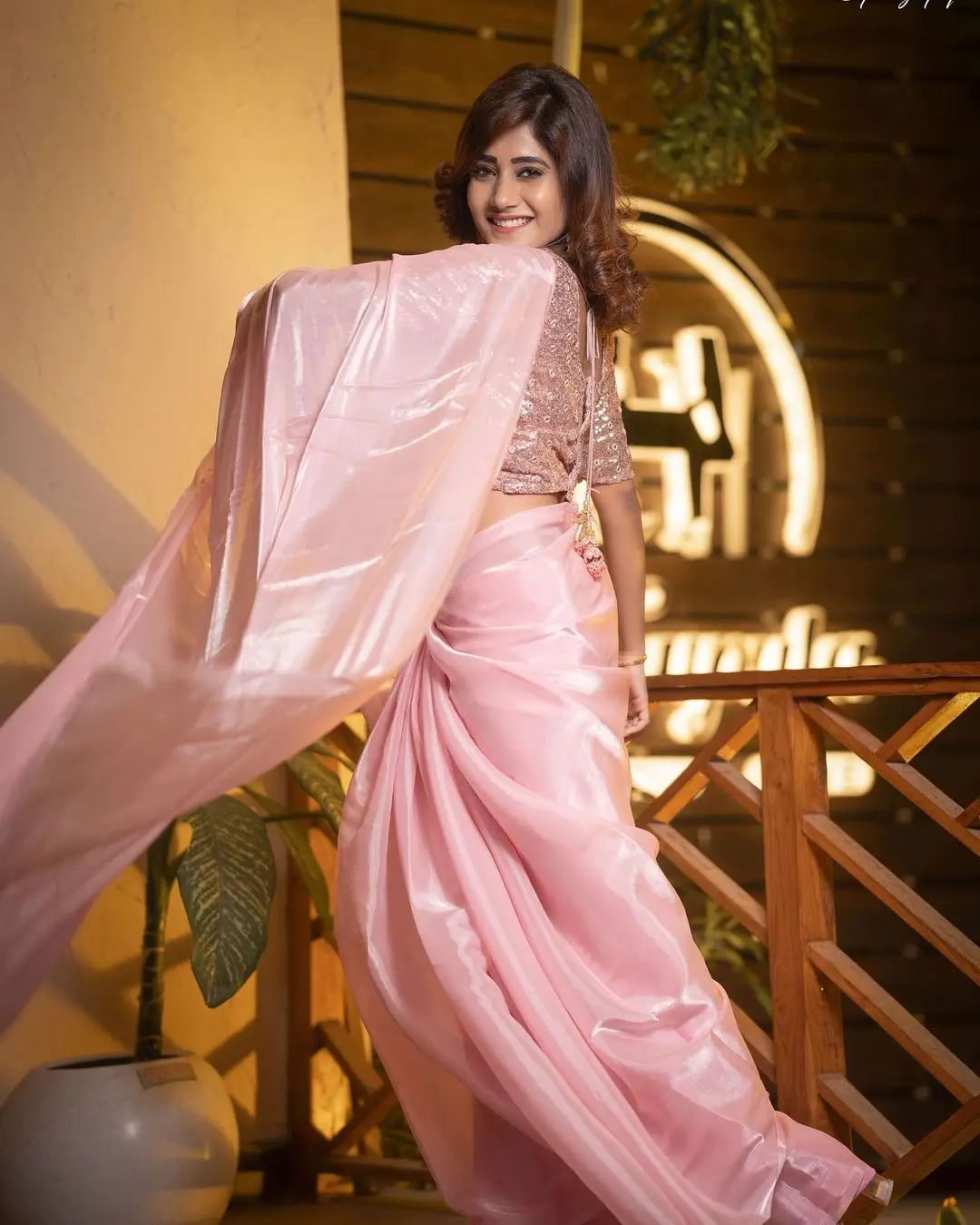 Vasanthi Krishnan Wearing Pink Saree Blouse